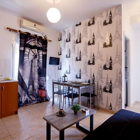 Modern Apartment Kalamáta Eksteriør bilde